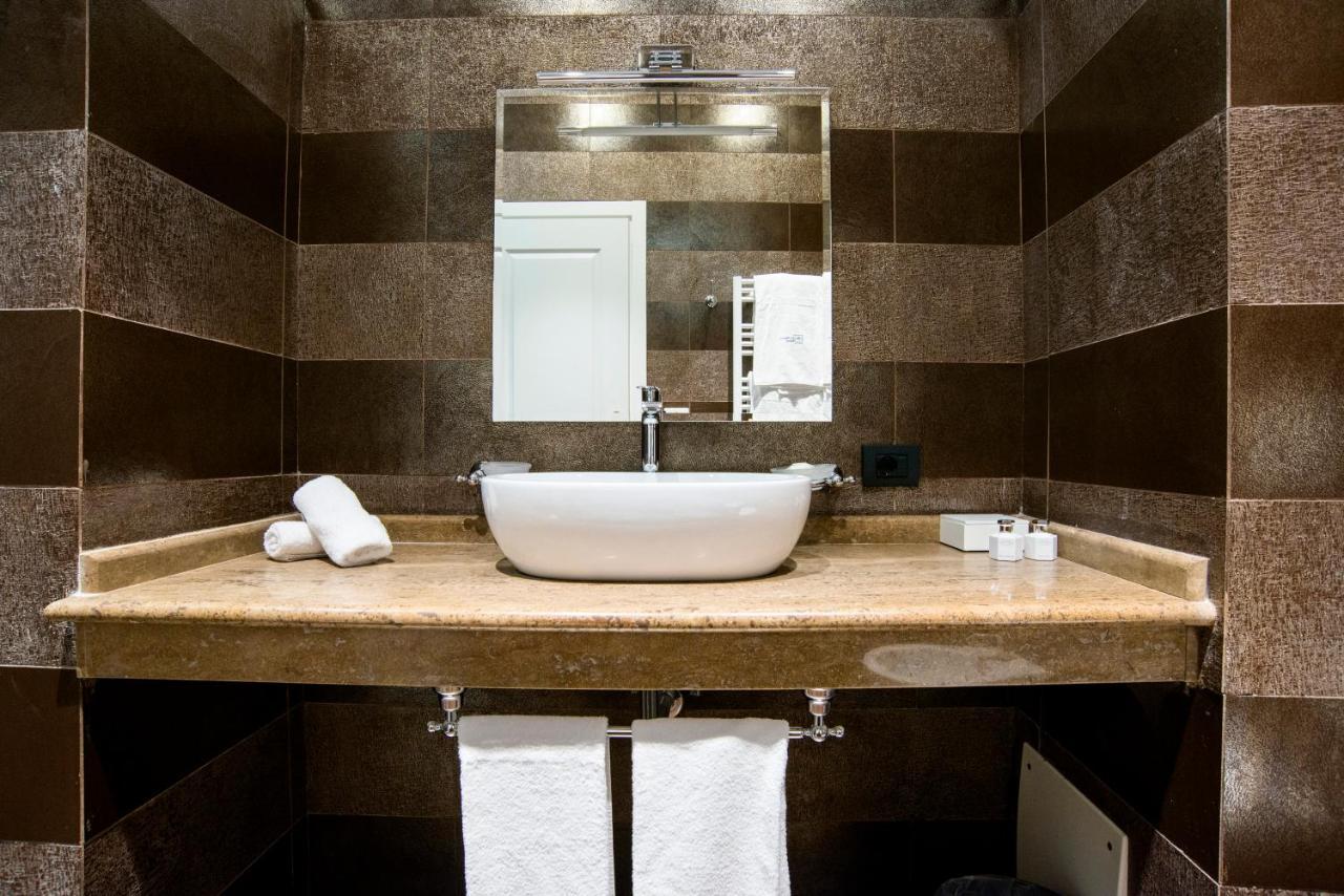 Via Veneto Suites โรม ภายนอก รูปภาพ
